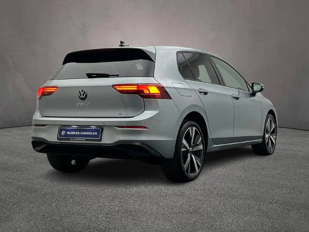Volkswagen Golf uit 2026, foto 7