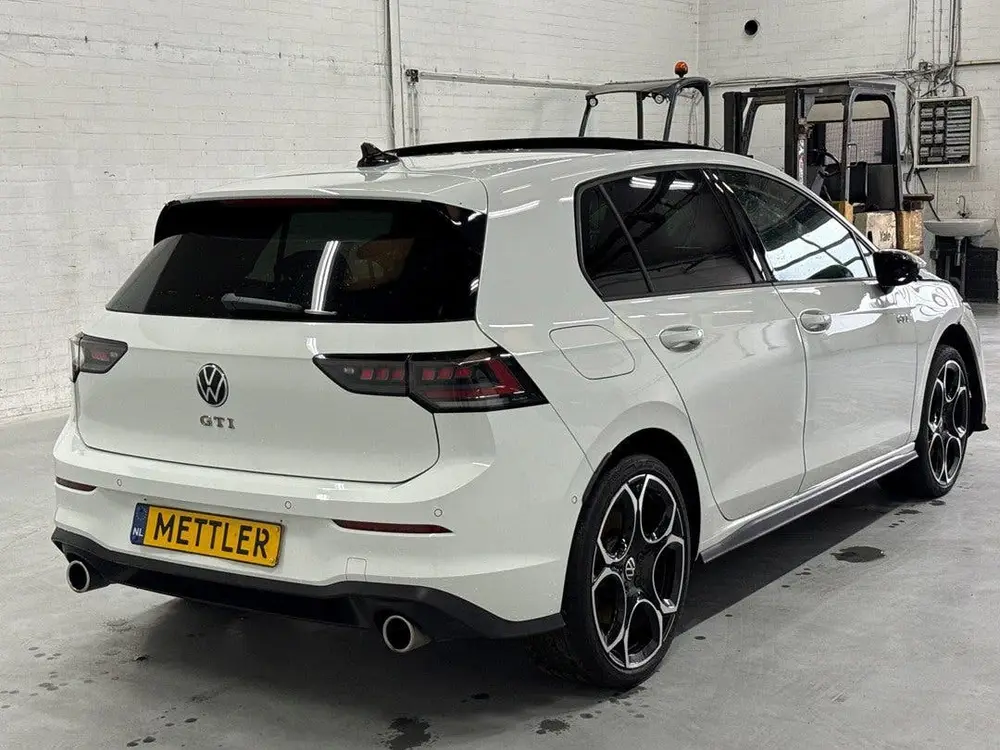 Volkswagen Golf 2.0 TSI GTI | 8.5 | IQ Light | Panoramadak | uit 2024, foto 5