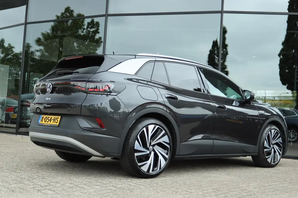 VOLKSWAGEN ID.4 FIRST MAX 77KWH | PANO | HUD | 360 CAMERA | uit 2020, foto 2