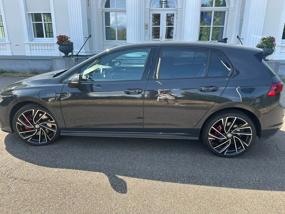 Volkswagen Golf GTE uit 2021, foto 11
