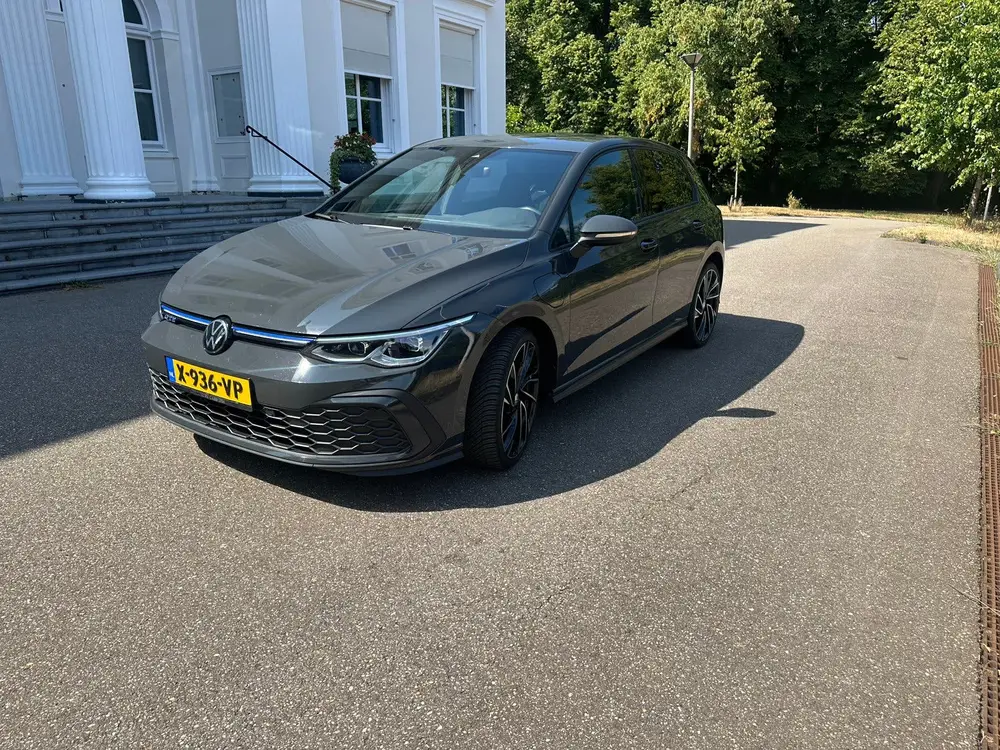 Volkswagen Golf GTE uit 2021, foto 13