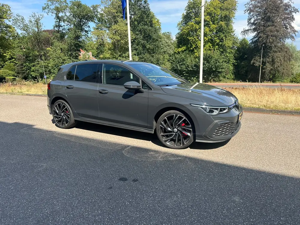 Volkswagen Golf GTE uit 2021, foto 4