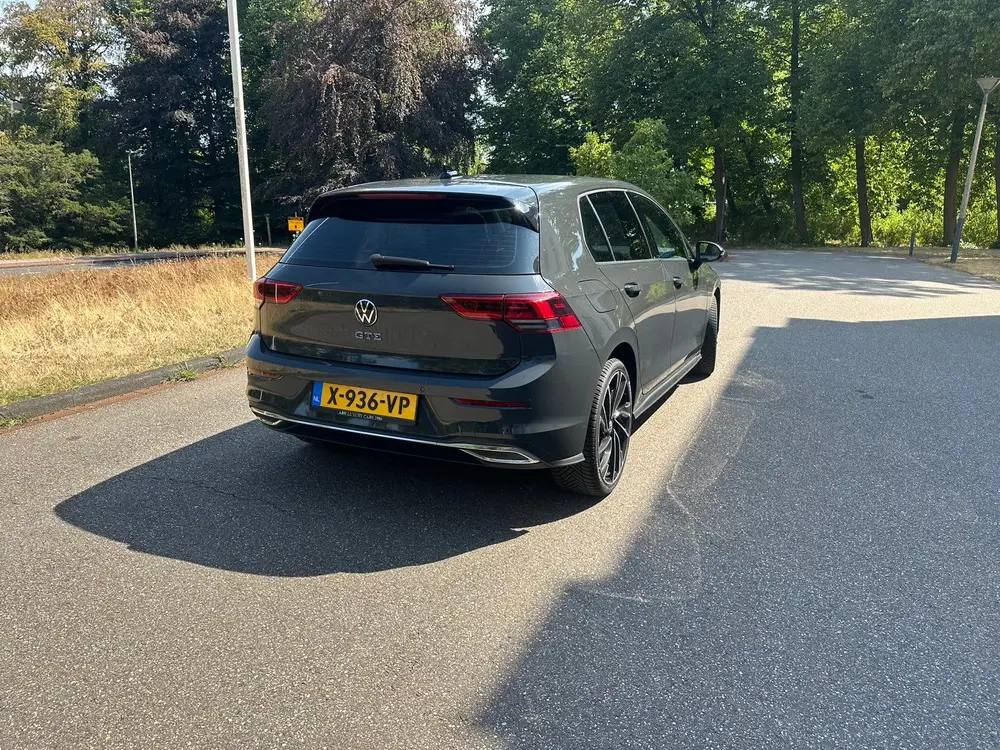 Volkswagen Golf GTE uit 2021, foto 7