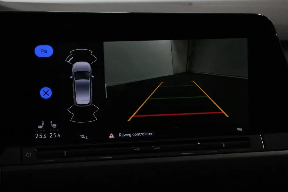 Volkswagen Golf 1.5 eTSI 150pk Automaat Style Sfeer verlicht uit 2022, foto 3