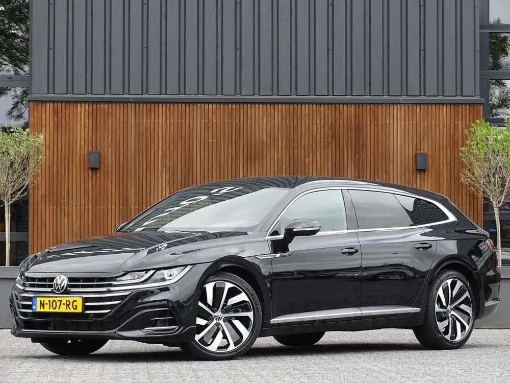 Volkswagen Arteon Shooting Brake 2.0 TSI 191PK DSG / R-Line uit 2021