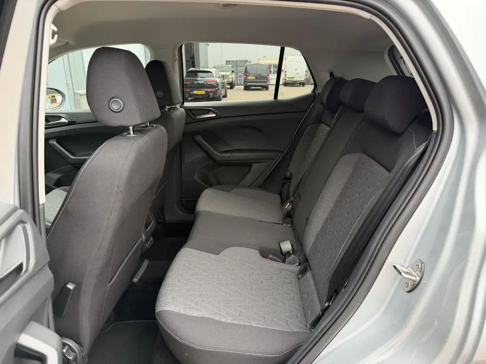 Volkswagen T-Cross 1.0 TSI Life Edition DSG | LED | Carplay uit 2025, foto 15
