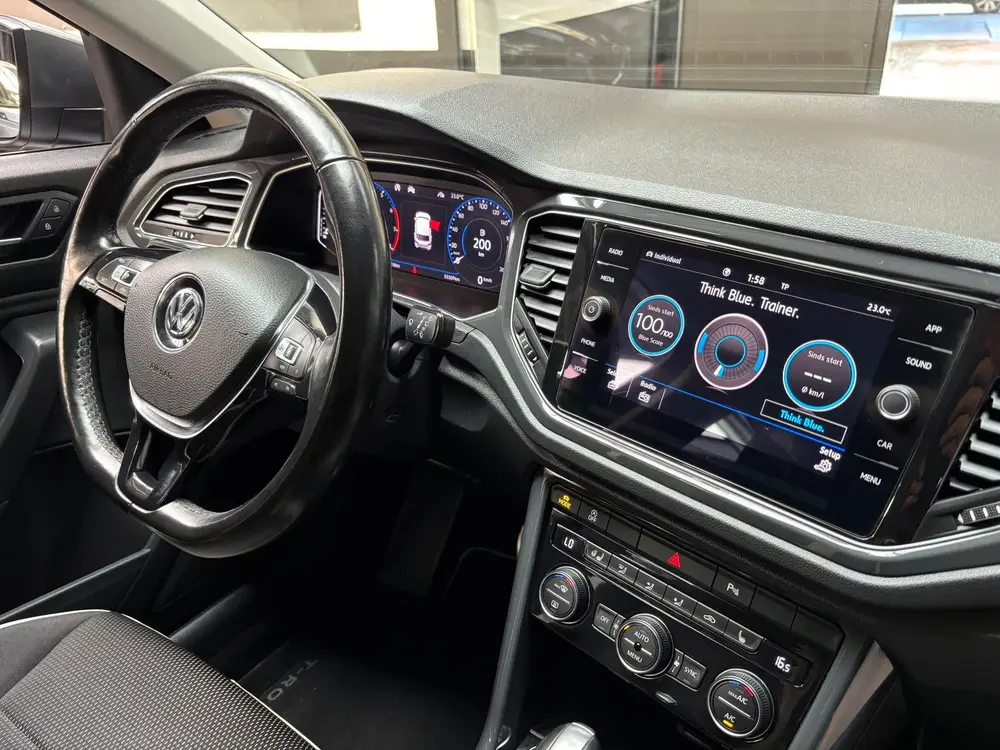 Volkswagen T-ROC 1.5 TSI Sport / Camera / Trekhaak uit 2020, foto 14