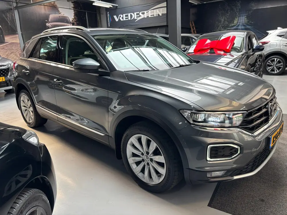 Volkswagen T-ROC 1.5 TSI Sport / Camera / Trekhaak uit 2020, foto 7