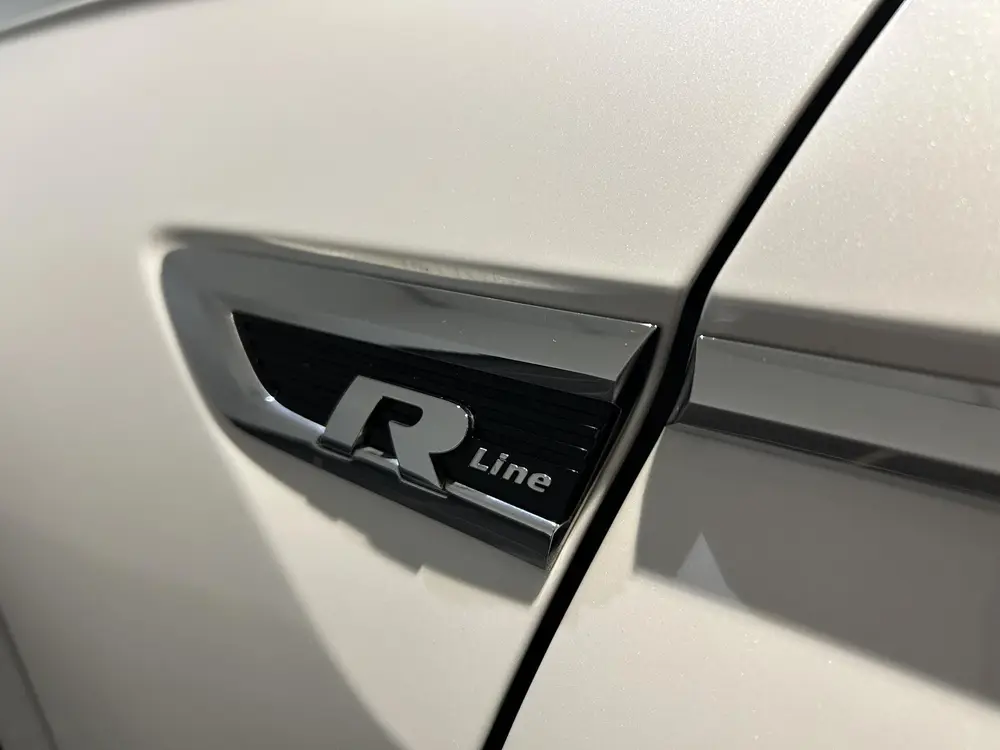 Volkswagen Tiguan 1.5 TSI ACT R-line | Panoramadak | Massage uit 2020, foto 15