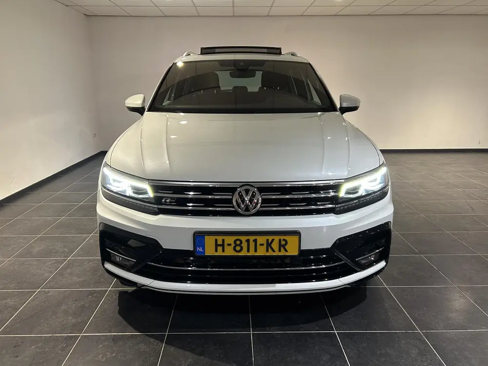 Volkswagen Tiguan 1.5 TSI ACT R-line | Panoramadak | Massage uit 2020, foto 18