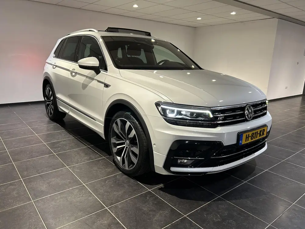 Volkswagen Tiguan 1.5 TSI ACT R-line | Panoramadak | Massage uit 2020, foto 5