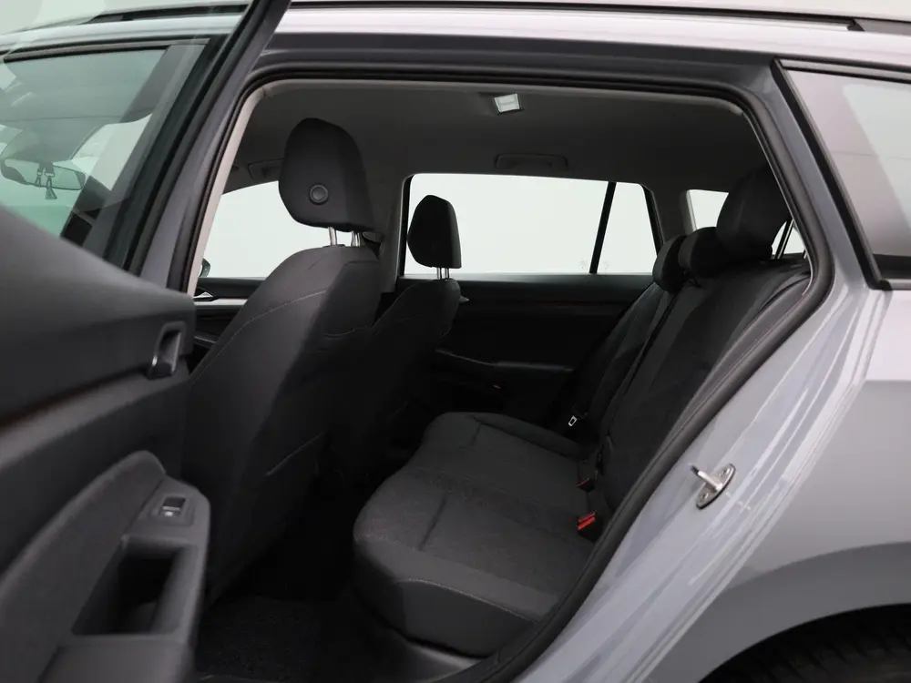 Volkswagen Golf Variant 1.0 TSI Life | APPLE CARPLAY - ANDRO uit 2023, foto 10