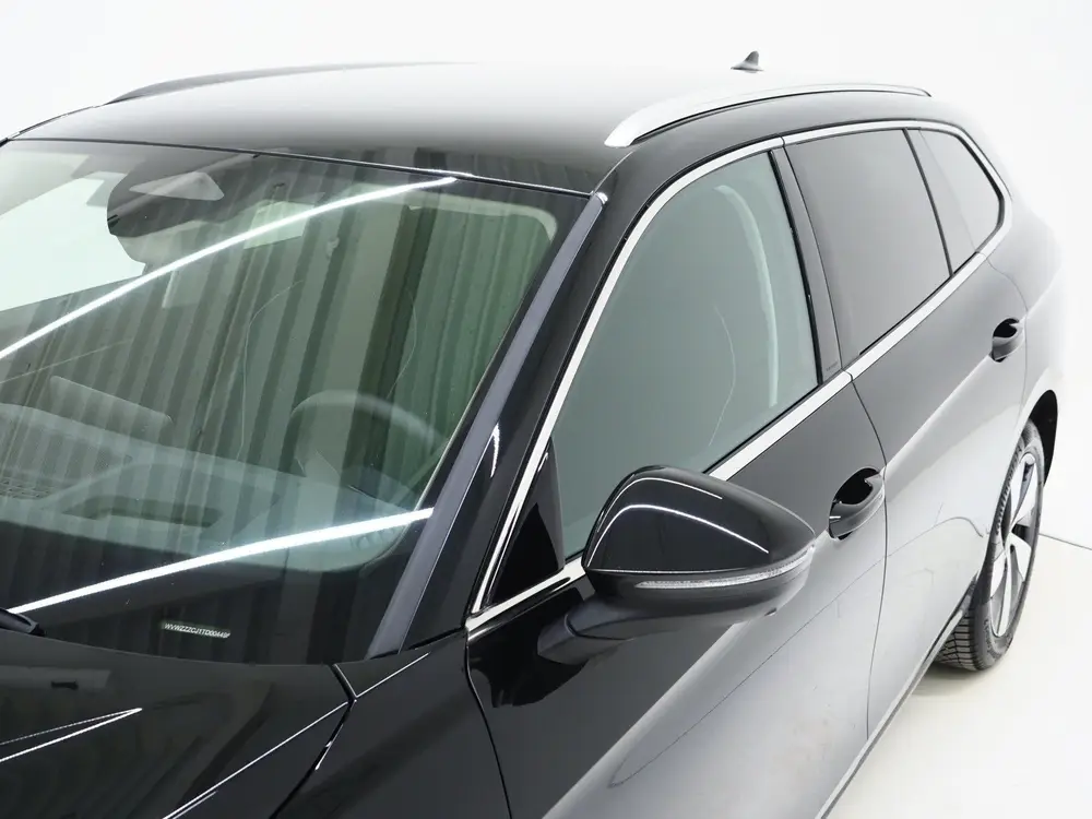 Volkswagen Passat Variant 1.5 eHybrid 204PK | Leder/Alcantar uit 2025, foto 13