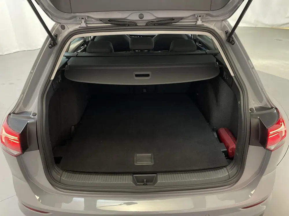 Volkswagen Golf Variant 1.0 TSI 110pk Life Camera DAB+ Navig uit 2022, foto 13