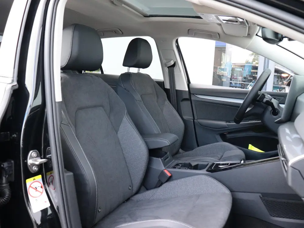 Volkswagen Golf Style Edition 1.5 eHybrid 150 kW / 204 PK Ha uit 2026, foto 10