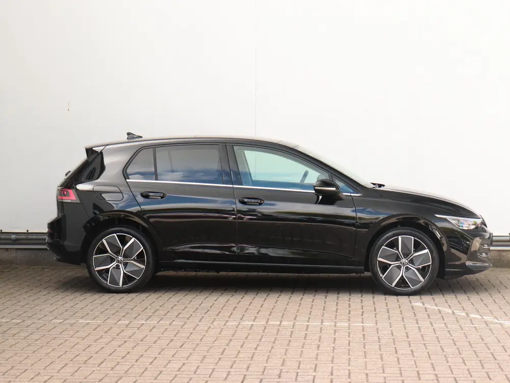 Volkswagen Golf Style Edition 1.5 eHybrid 150 kW / 204 PK Ha uit 2026, foto 2