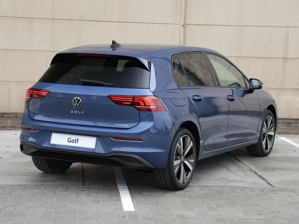 Volkswagen Golf Life Edition 1.5 eHybrid 204 PK | 18" velgen uit 2026, foto 5