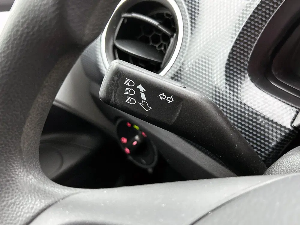 Volkswagen Up! 1.0 | 65 PK | Airco | Maps + More | DAB+ Radi uit 2021, foto 9