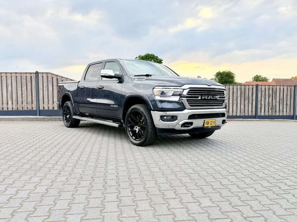 Dodge Ram 1500 5.7 HEMI V8 4x4 CC LARAMIE 22" (bj 2019) uit 2019