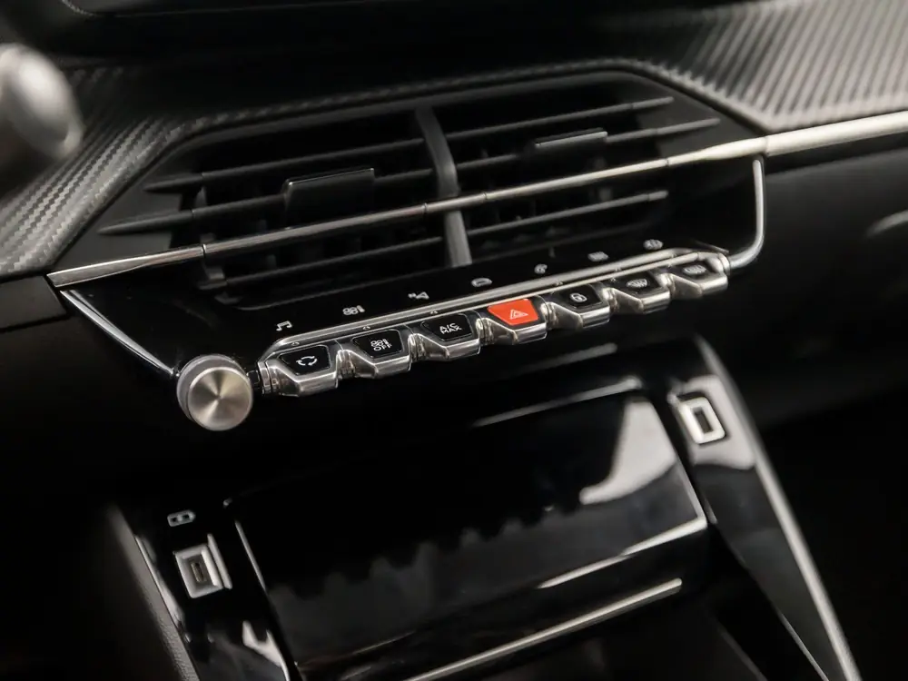 Peugeot 2008 1.2 PureTech Allure Sport (VIRTUAL COCKPIT, APP uit 2021, foto 10