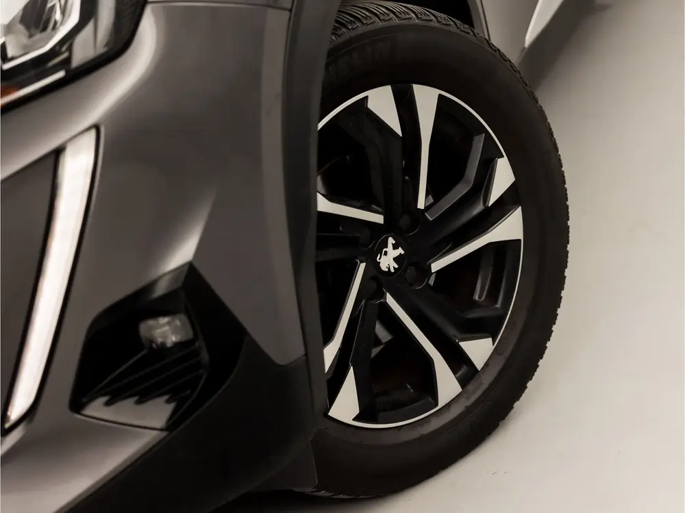 Peugeot 2008 1.2 PureTech Allure Sport (VIRTUAL COCKPIT, APP uit 2021, foto 18