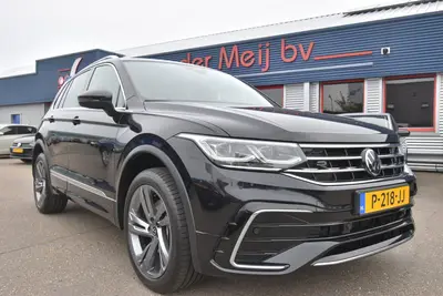 Volkswagen Tiguan 1.4 TSI eHybrid R-Line Business+ , TREKHAA uit 2022
