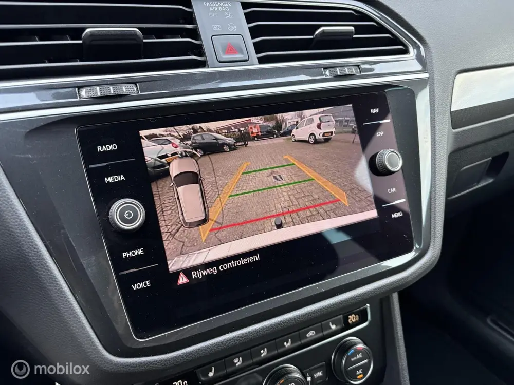 Volkswagen Tiguan 1.5 TSI Comfortline Business uit 2019, foto 13