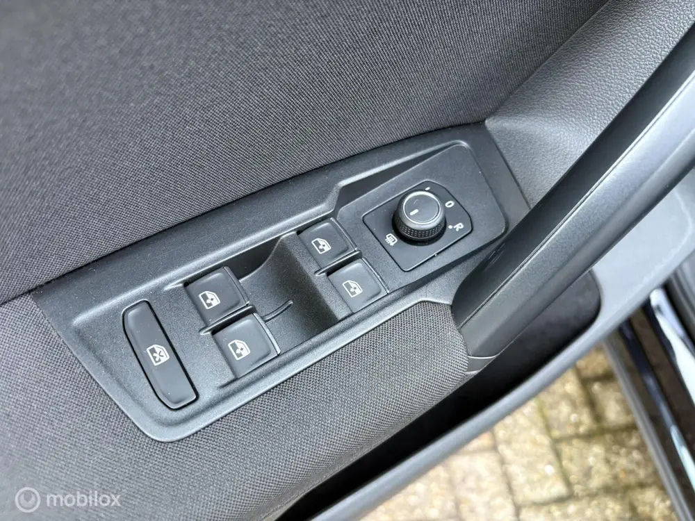 Volkswagen Tiguan 1.5 TSI Comfortline Business uit 2019, foto 15