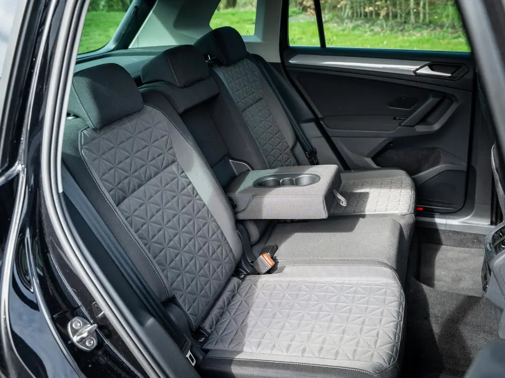 Volkswagen Tiguan 1.5 TSI Elegance | Camera | ACC | Proefrit uit 2023, foto 11