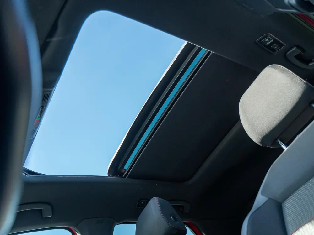 Volkswagen T-Roc 1.5 TSI Sport | Pano | ACC | Proefrit Mogel uit 2022, foto 14