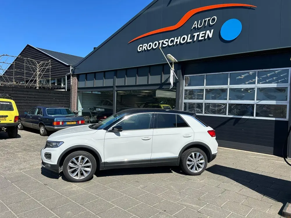 VOLKSWAGEN T-Roc 1.5 TSI 150pk 7-DSG T-Roc Sport uit 2019, foto 10