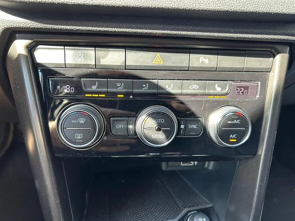 VOLKSWAGEN T-Roc 1.5 TSI 150pk 7-DSG T-Roc Sport uit 2019, foto 13
