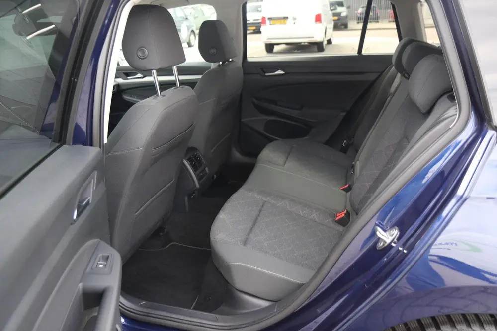 Volkswagen Golf Variant 1.0 TSI 110pk Life | Navigatie | Sto uit 2021, foto 17