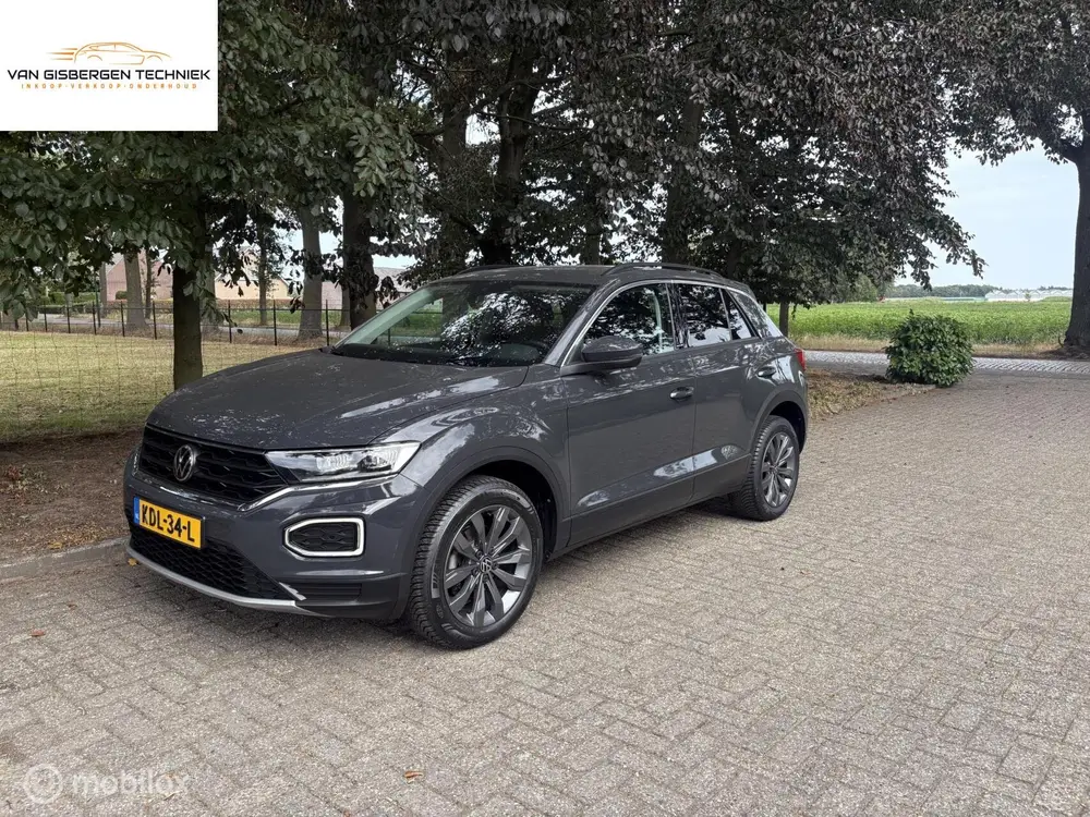 Volkswagen T-Roc 1.0 TSI Style Bns carplay stoelverwarming uit 2021