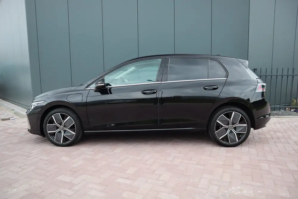Volkswagen Golf 1.5 eHybrid Style Edition Automaat Matrix Ko uit 2026, foto 4