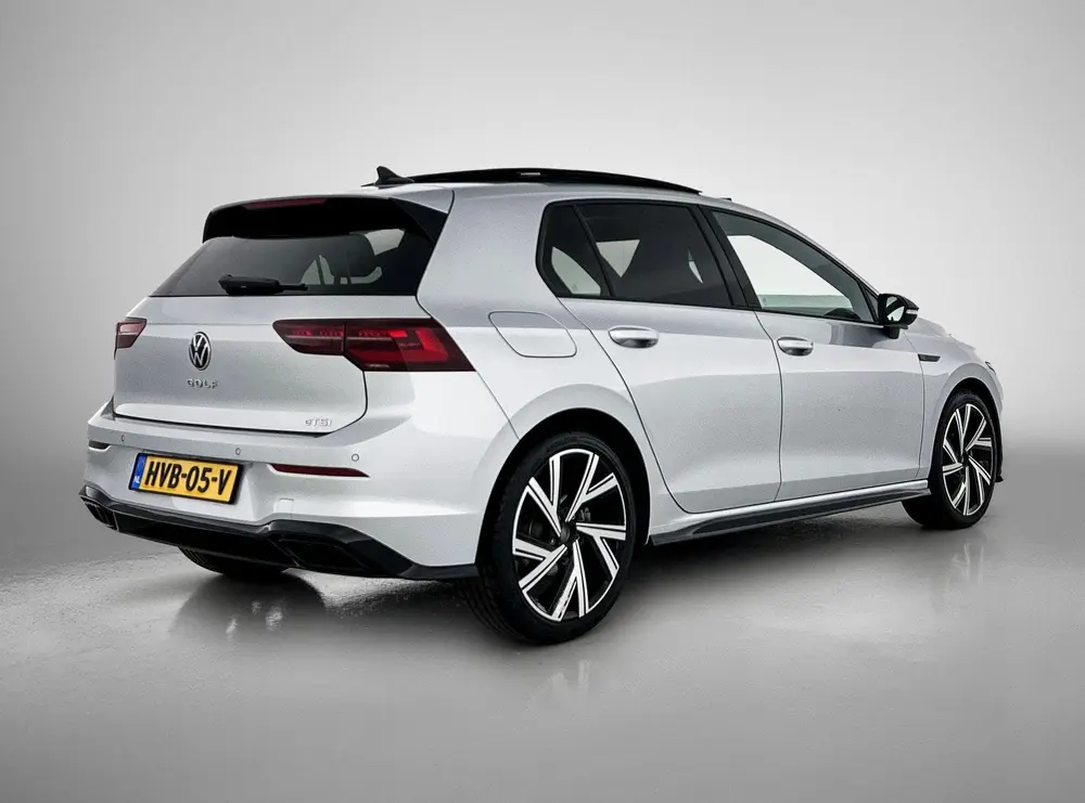 Volkswagen Golf 1.5 eTSI R-Line Business 150 PK | PANORAMADA uit 2024, foto 4