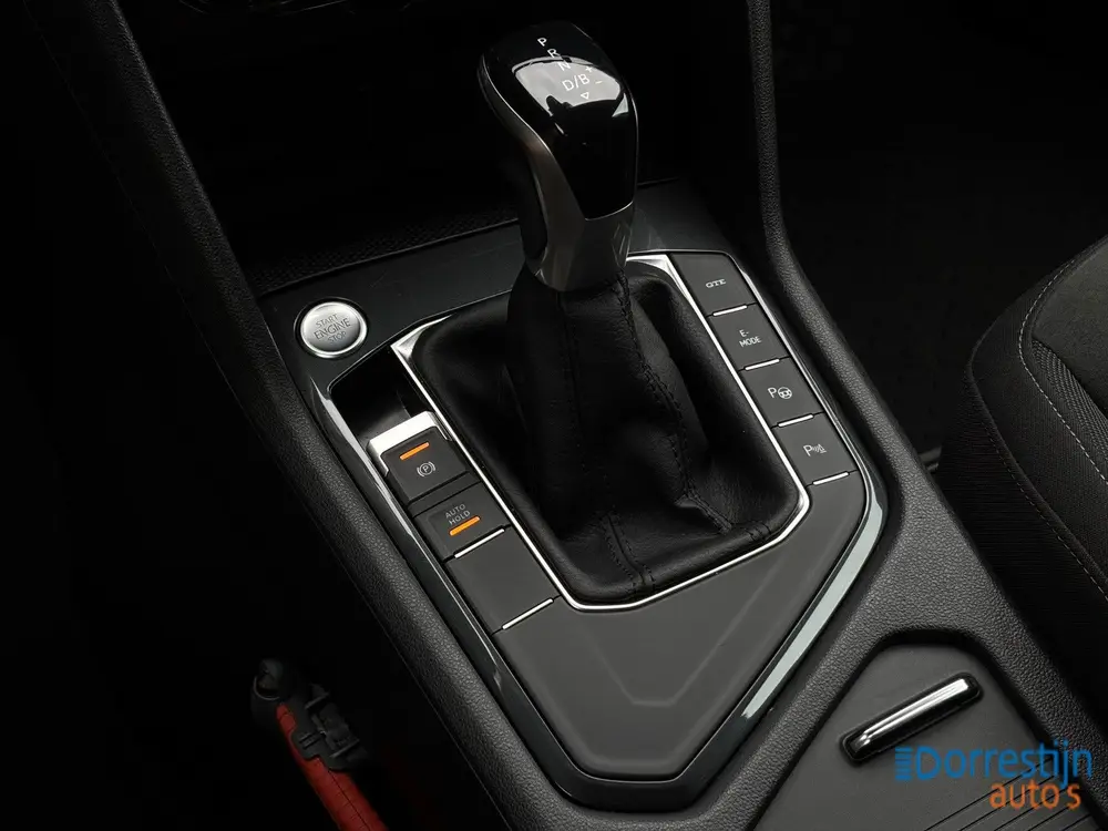 Volkswagen Tiguan 1.4 TSI eHybrid Business+ | ACC | Camera | uit 2021, foto 17