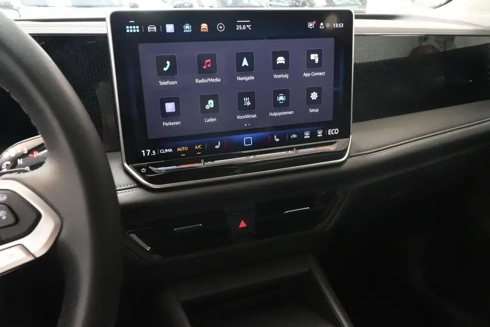 Volkswagen Tiguan 1.5 eHybrid Life Edition | Trekhaak | Came uit 2024, foto 10