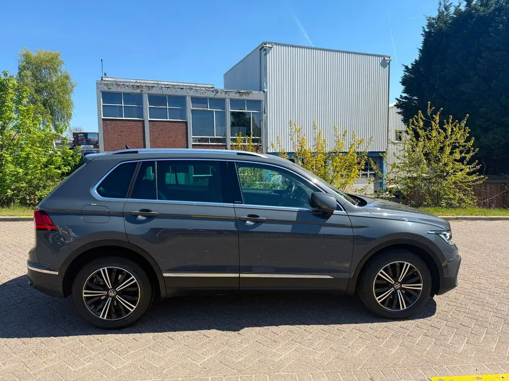 Volkswagen Tiguan 1.5 TSI Business_Line_AUTOMAAT_NAVI__ELEC uit 2023, foto 11