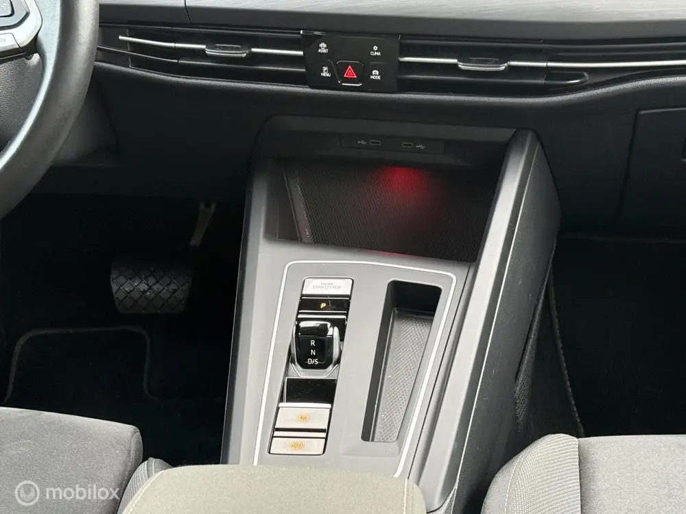 Volkswagen Golf 1.4 eHybrid 204PK 18'inch-ACC-Memory-Massage uit 2021, foto 17
