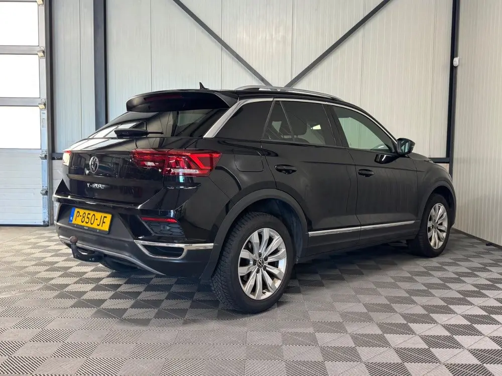 Volkswagen T-Roc 1.5 TSI DSG | Sport | Navi | Camera | Virtu uit 2022, foto 2