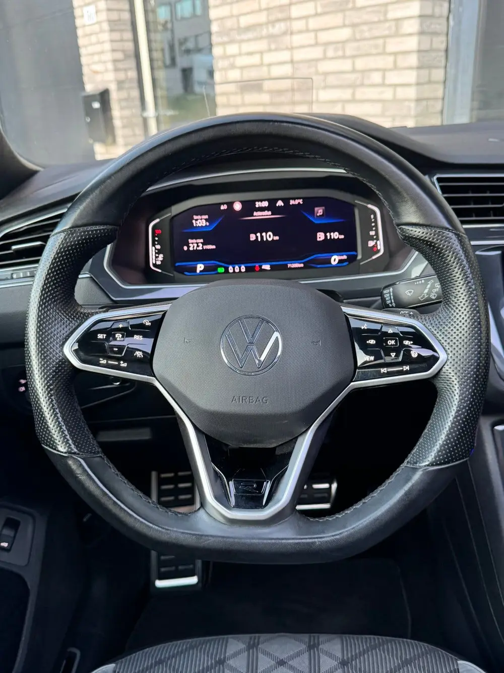 Volkswagen Tiguan 1.5 TSI ACT 150pk DSG 2020 Grijs HeadUp uit 2020, foto 11