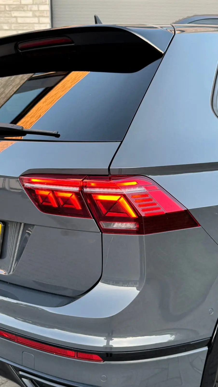 Volkswagen Tiguan 1.5 TSI ACT 150pk DSG 2020 Grijs HeadUp uit 2020, foto 5