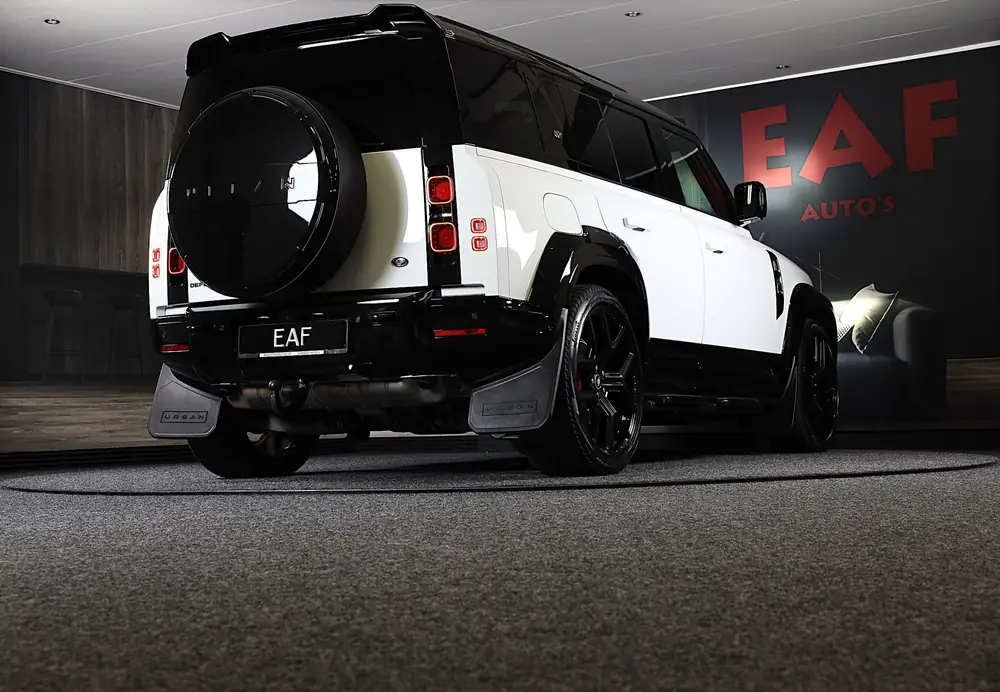 Land Rover Defender 110 2.0 P300e 110 X-Sport SE / Head Up / uit 2025, foto 5