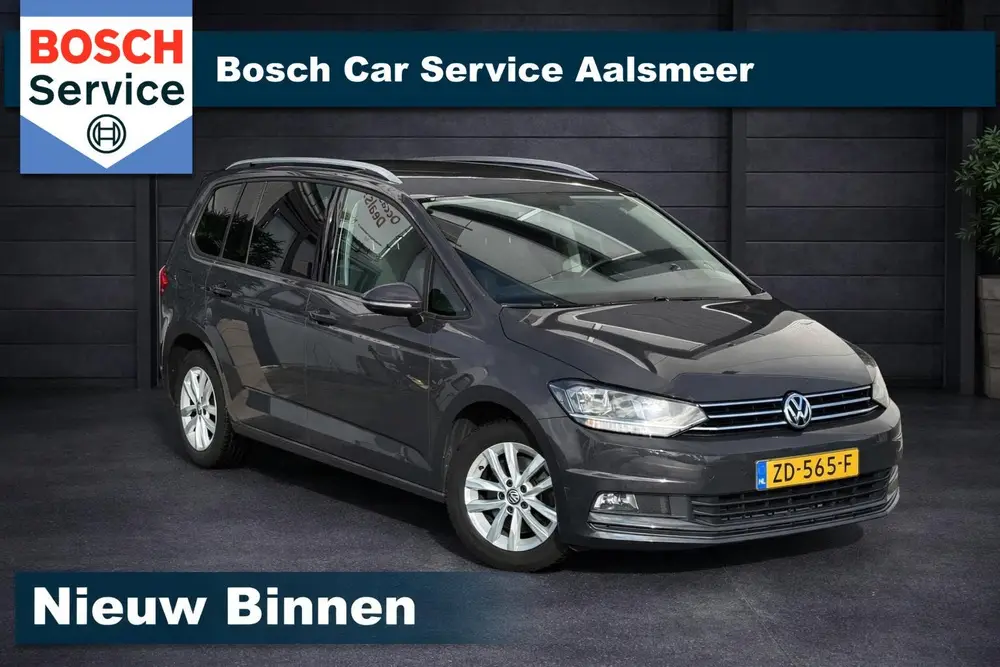 Volkswagen Touran 1.5 TSI Comfortline Business 7p / NAP / CA uit 2019