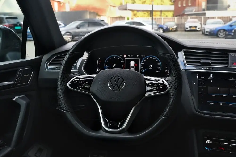 Volkswagen Tiguan 2.0 TSI R-Line 4Motion Pano, Digitaal, Led uit 2022, foto 19