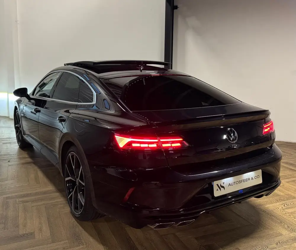 Volkswagen Arteon 2.0 TSI R PANO KEYLESS HUD VOL' uit 2023, foto 2
