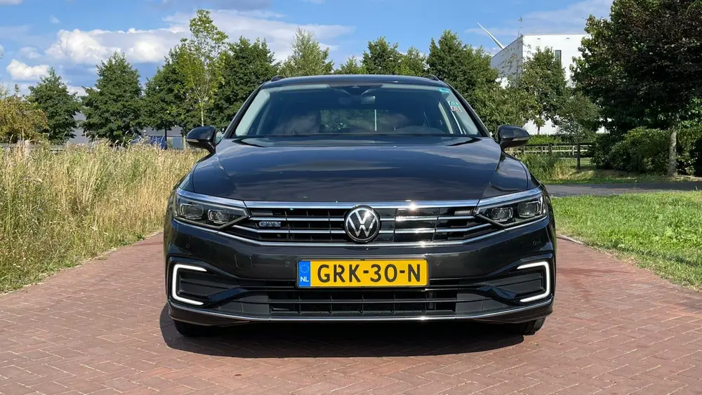 Volkswagen Passat Variant Passat 1.4 TSI Phev 218pk 6-DSG 2020 Grijs uit 2020, foto 11