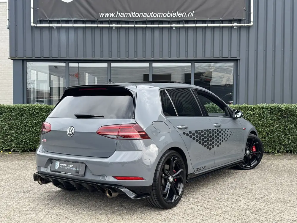 Volkswagen Golf 7,5 GTI TCR 2.0 TSI 290pk DSG / Aut. Akrapov uit 2019, foto 2