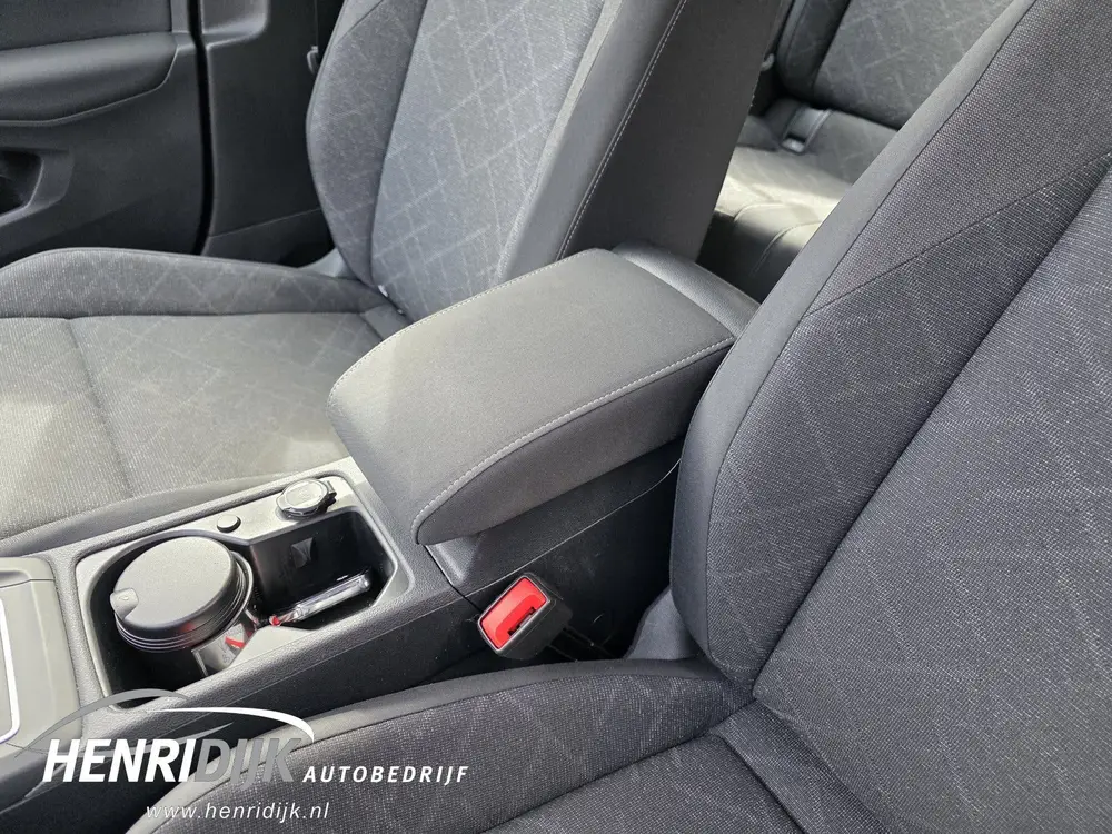 Volkswagen Golf 1.5 eTSI Style Automaat / Camera / Stoel & S uit 2020, foto 11